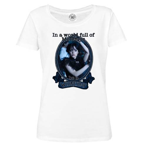 KOSZULKA DAMSKA SERIALOWA WEDNESDAY ADDAMS DANCE IN A WORLD FULL OF MONDAYS BE A WEDNESDAY SERIAL NETFLIX 1