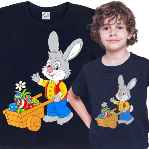 DZIECIĘCA KOSZULKA ŚWIĄTECZNA WIELKANOC ZAJĄCZEK Z TACZKĄ Z PISANKAMI