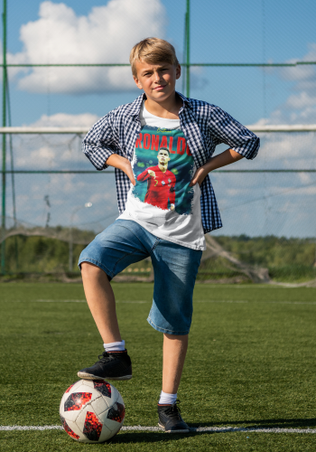 DZIECIĘCA BAWEŁNIANA KOSZULKA NA PREZENT PIŁKA NOŻNA CRISTIANO RONALDO 8