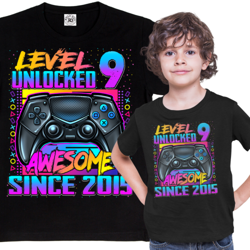 DZIECIĘCA KOSZULKA PREZENT NA 9 URODZINY LEVEL 9 UNLOCKED AWESOME SINCE 2015 UR490 1