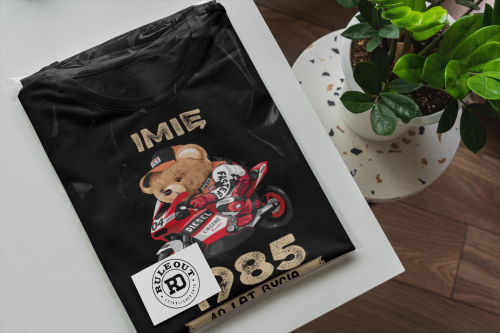 PERSONALIZOWANA KOSZULKA PREZENT NA URODZINY MIŚ NA ŚCIGACZU PODAJ IMIĘ I ROK 6