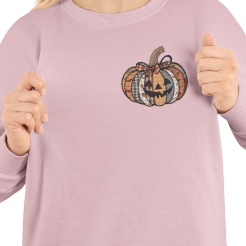 Bluza damska Halloween z małą dynią i kokardą – subtelna jesienna 2